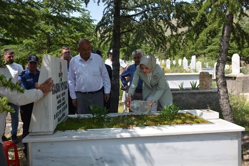 Şehidimiz Kasım POYRAZ Şehadetinin Sene-i Devriyesinde Kabri Başında Anıldı.